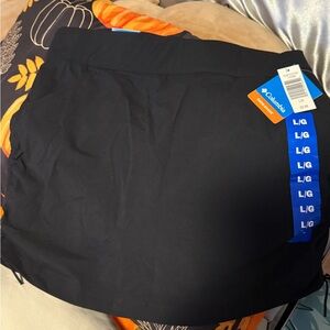 Columbia Black skort